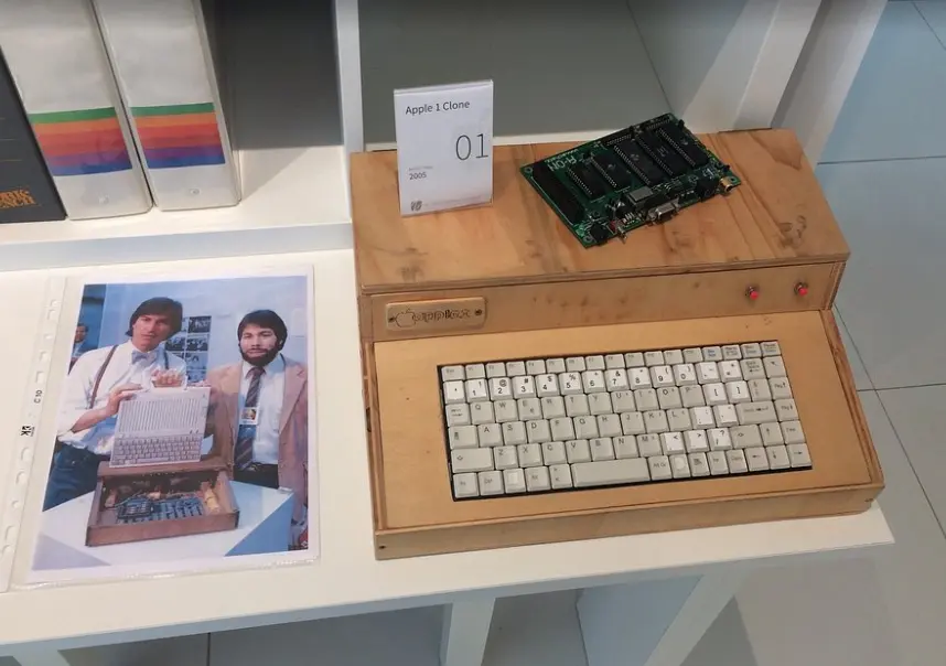 A-ONE Apple-1 Replica Apple Museum Genoa