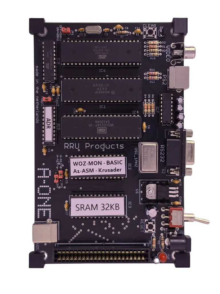 a-one-standard-board-apple-1-replica.webp