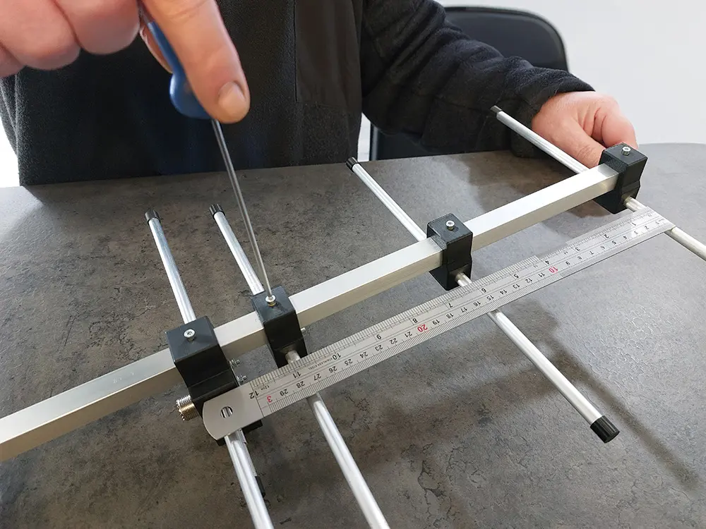 rru_miyagi_antenna_5_elements_adjustable.webp