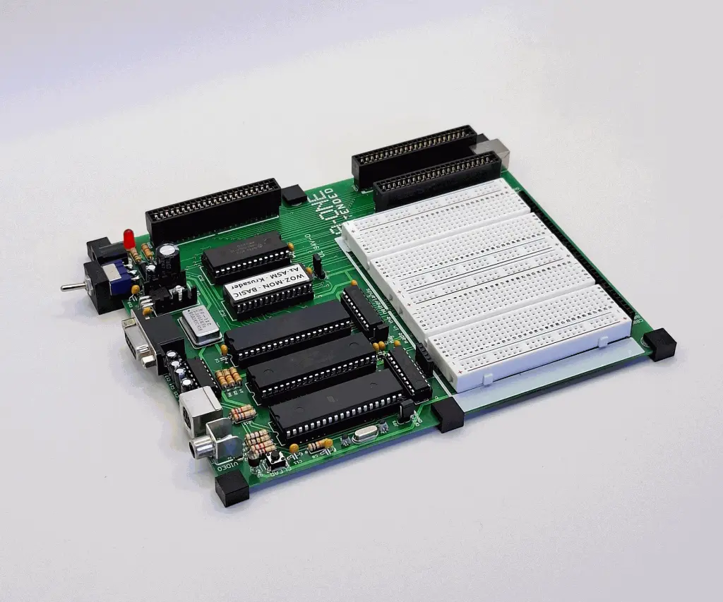 a-one-extended-apple1-replica-board.webp